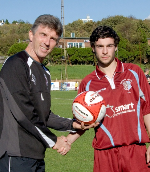 On Tuesday 14th October Frankie Sawyer hit FIVE goals against Billericay Town. On Saturday Hastings United manager John Lambert presented Frankie with the match ball signed by the United team, by coincidence last Hastings player to hit 5 in a game was also a Sawyer, Graham in the 1965/66 season
