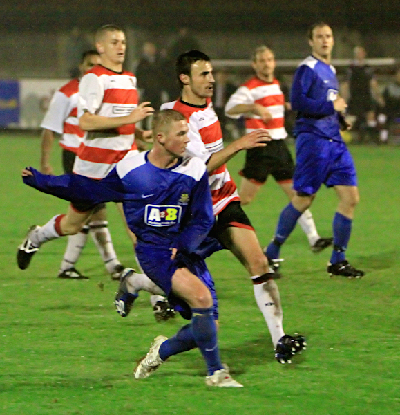 Jamie Brotherton hits Worthing's 2nd goal
