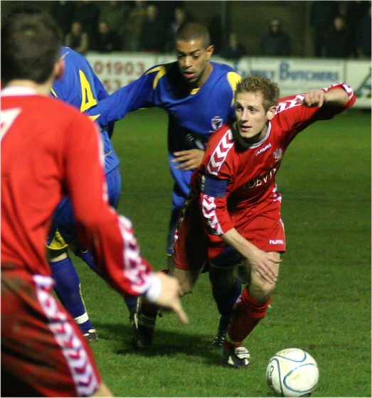 Mark Knee is Worthing captain in his 400th game
