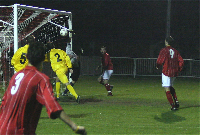 ... Andy Boxall beats keeper Rob Hill ...
