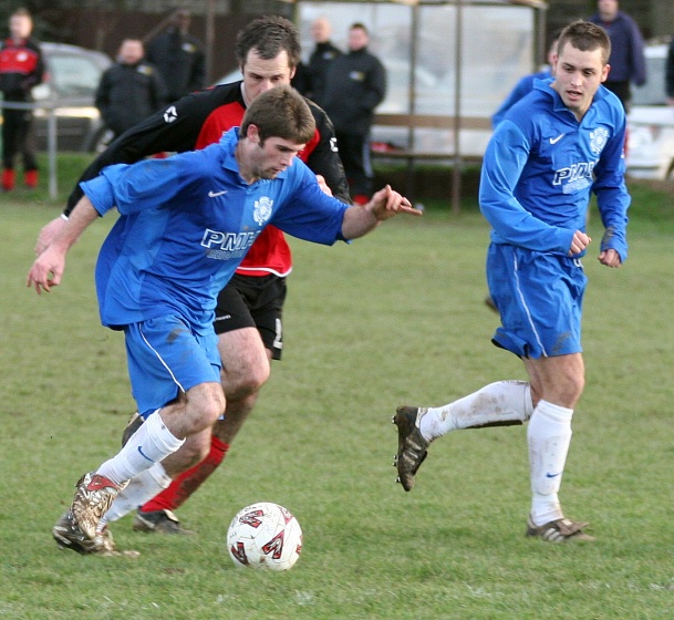 Richy Moss on the ball
