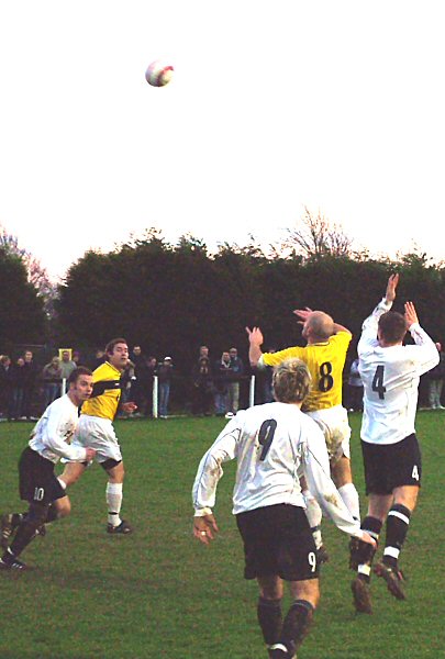 Matt Huckett (10), Josh Biggs (9), Daren Pearce (8) and Gavin Hammond (4) going for the high  ball
