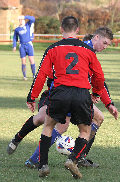 Andy Smart loses out to Stewart Yeoman (2) and Simon Bowyer
