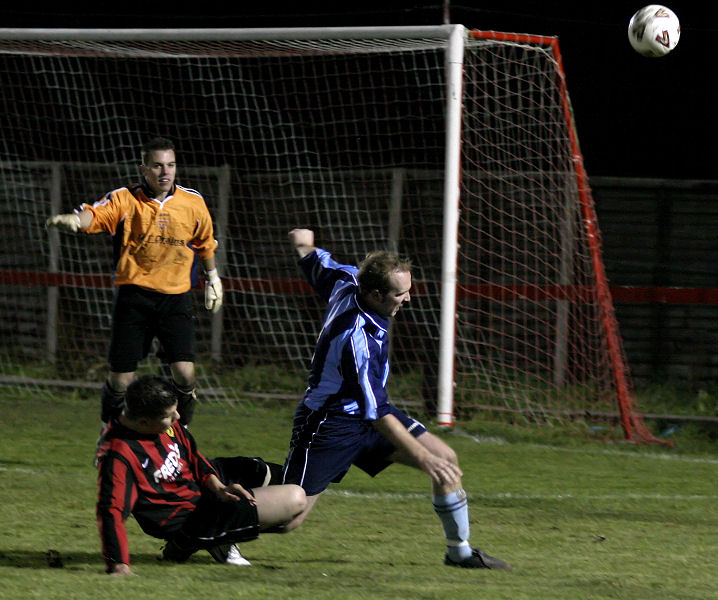 Hassan Yassan tackles Chris Steward
