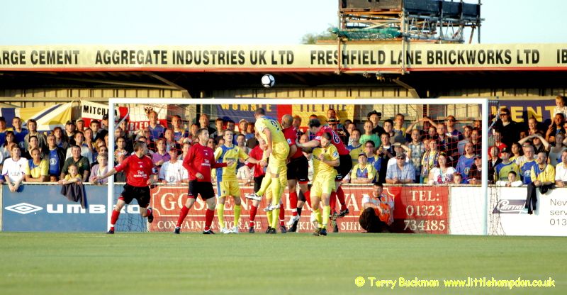 Tom Manton runs through two defenders
