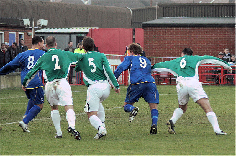 Richard Butler (9) bursts into the area with Wes Daly (8), Iain Duncan (2), James Parker (5) and Stephen Good (6)
