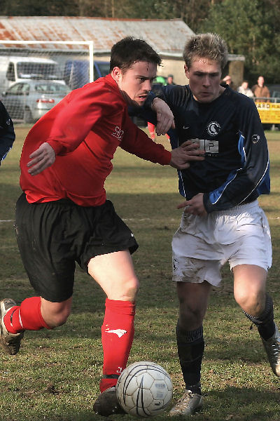 Stuart Bennett on the ball
