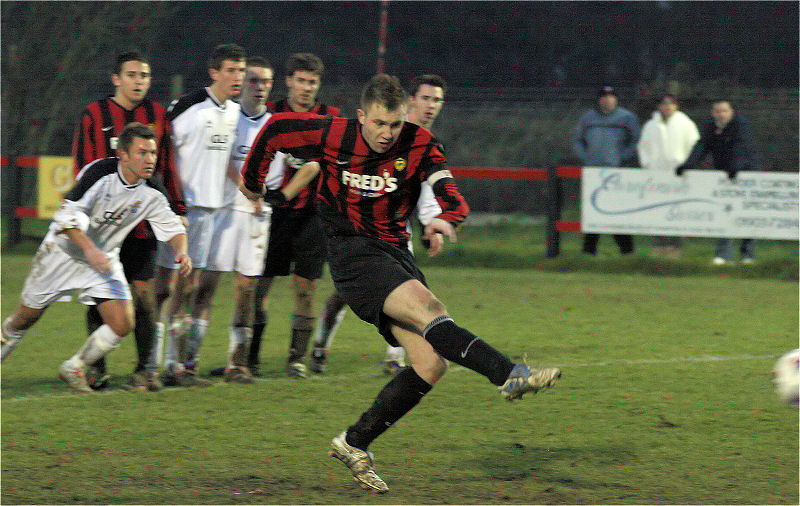 Danny Curd scores Wick's 2nd from the penalty spot
