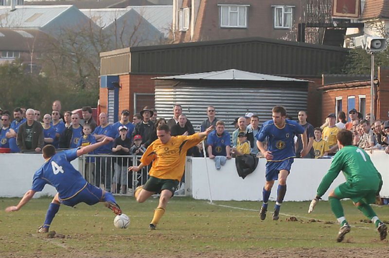 Horsham's Florian Mateos tries a late shot ...
