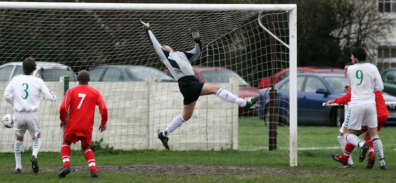 Steve Boston (9) scores on 6 minutes ...
