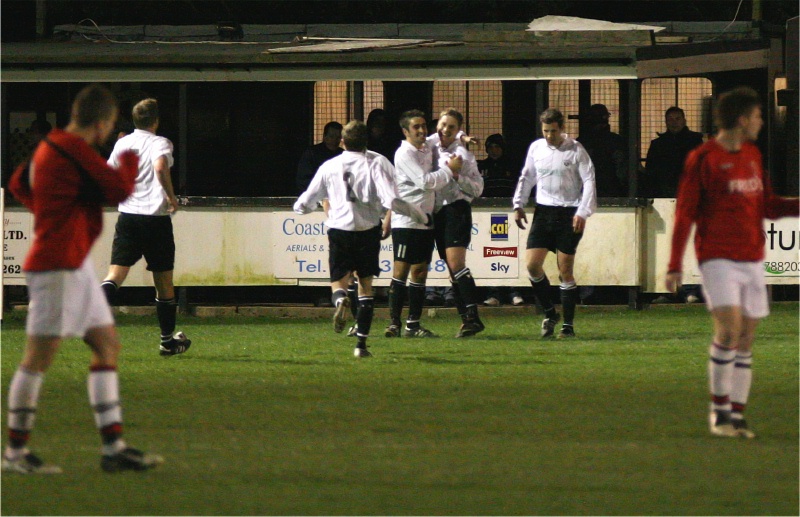 Tom Levitt celebrates EP's 3rd goal on 90 minutes
