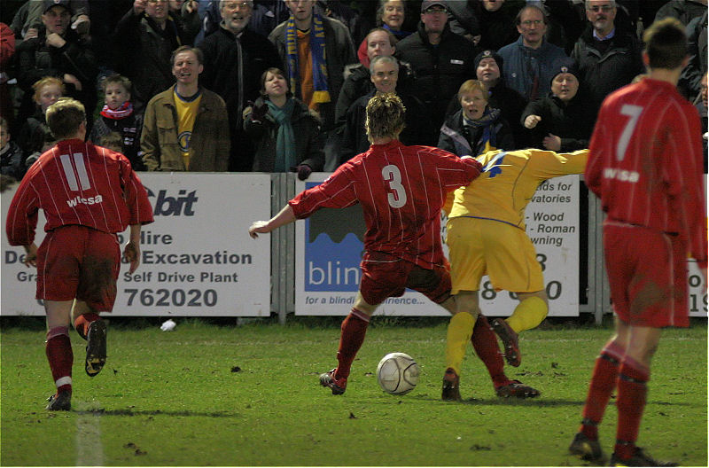 Sam Rents tackles Antony Howard
