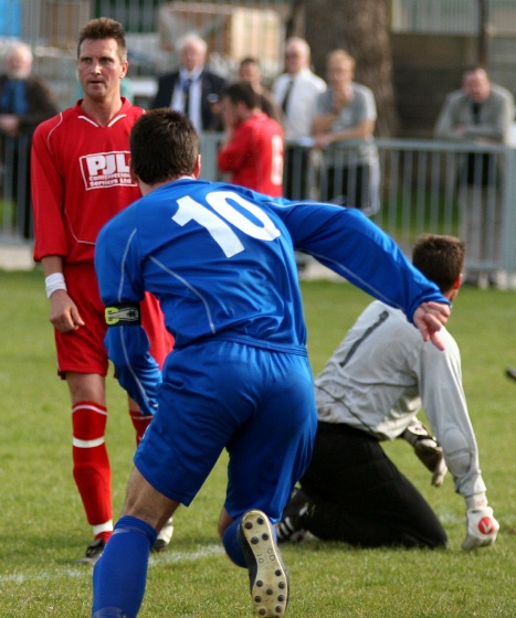 Carl Dunk turns to celebrate putting PPV 2-1 up on63 minutes
