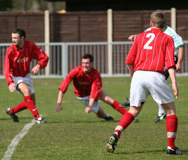 Jason Clements scores for Chi. Really, he is hiding behind Lee Barnard.
