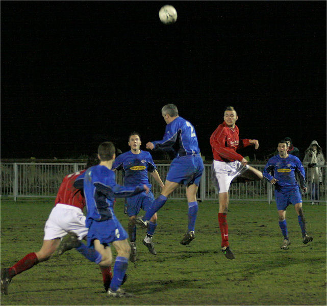 Wayne Wren jumps with Jim Smith
