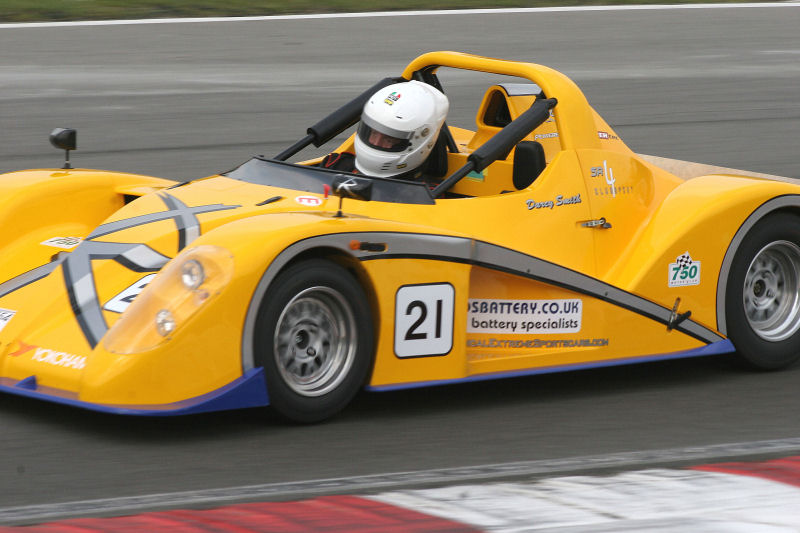 Darcy Smith in the Radical SR4
