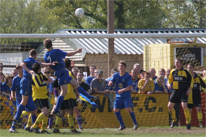 'Frankie' Howard leaps high in this attack 
