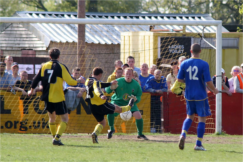 Nicky Sullivan (2) beats Matt Martin to pull one back for the Hillians
