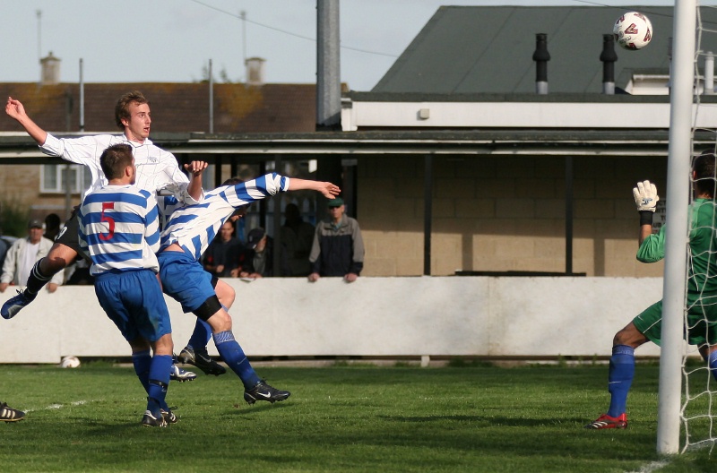 ... but Josh Biggs replies immediately with a powerful header to make it 2-1
