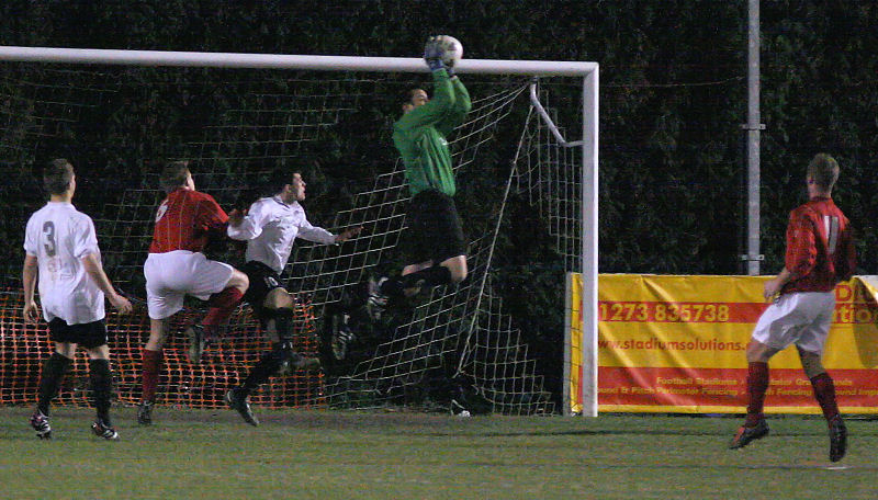 Ben O'Connor makes an important catch
