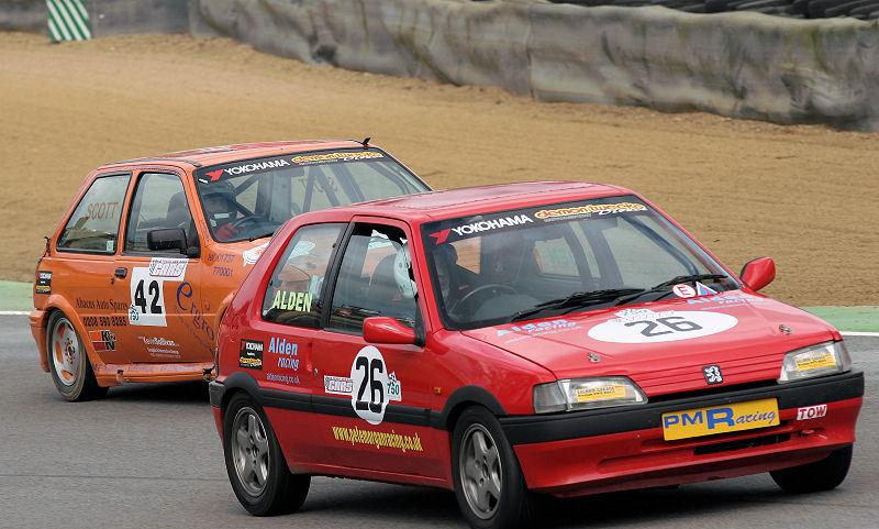 Mark Alden Peugeot 106XSi (26) and Lee Scott Fiesta XR2i (42)
