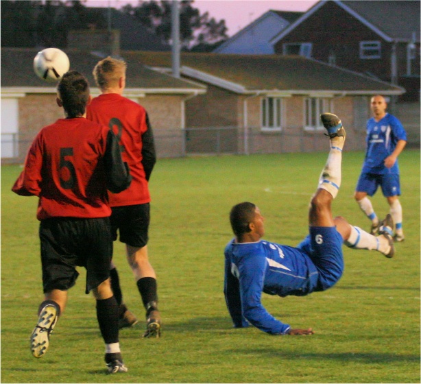 Chamal Fenelon tries the overhead shot
