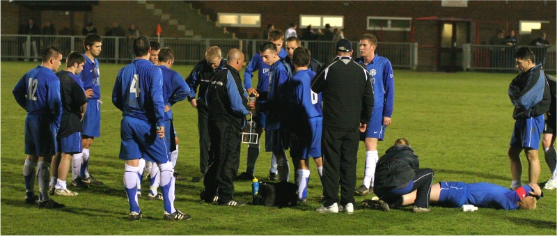 1-1 at 90 minutes and Gareth Davies prepares the team for extra time
