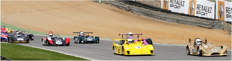 The 750 Formula cars head up to Druids led by Mick Harris (3) and Antony Raine (4)
