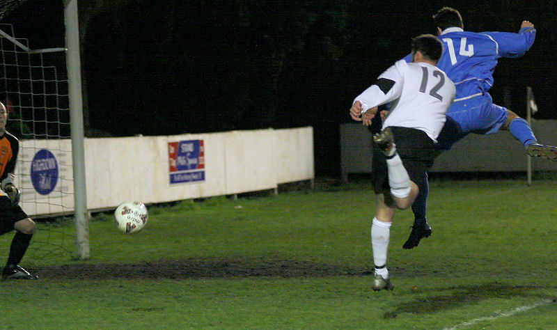 David Spink (12) and Warwick McClymont (14)
