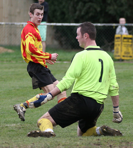 Andy McCarthy deals with a one on one
