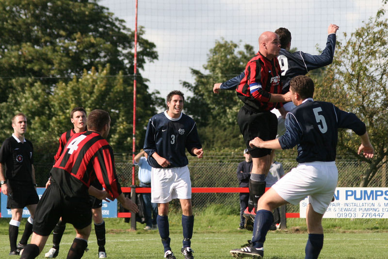 Tony Miles climbs with Dave Walker watched by Chris Morrow (4) Chris Hibberd (3) and Stuart Hack (5)
