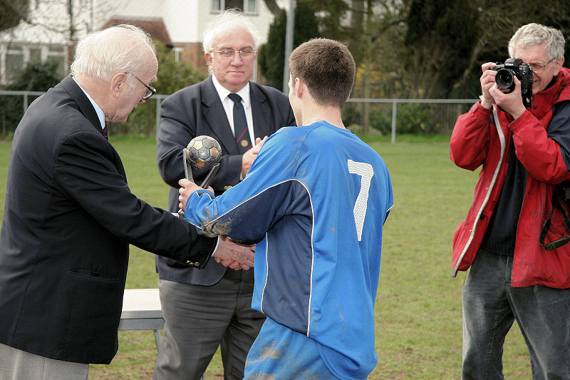 Ryan Morten gets the Man of the Match Award from Peter Strange and Peter Bentley - see The Littlehampton Gazette and Gazette On-line for more pictures next Thursday!
