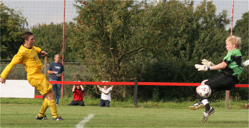 Tom Rand makes a great reflex save from Sam Francis
