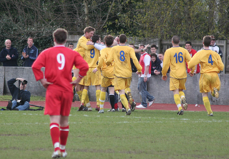 Richard Butler wraps it up 2-0 on 90 minutes
