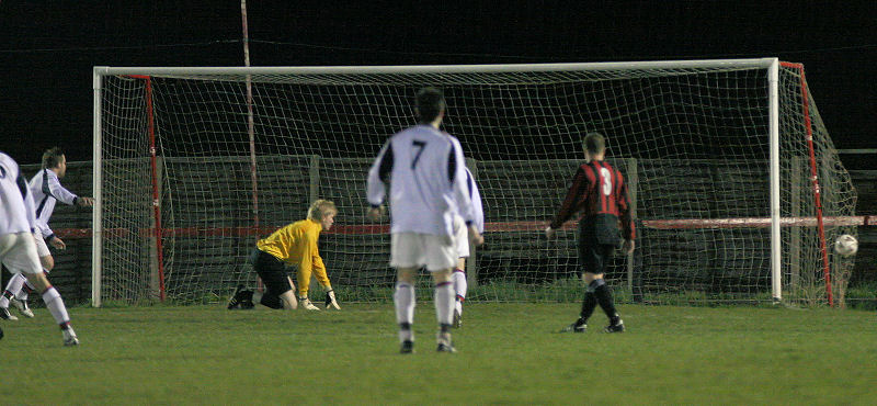 The Wick defence is beaten by Neil Shelley's strike 2-1 to Worthing Utd
