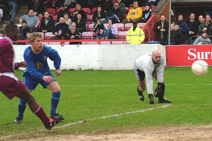 Richard Butler fires home on seven minutes
