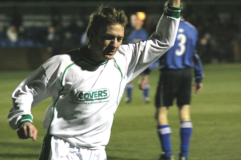 Mark Wozniak celebrates scoring Chi's second goal ...
