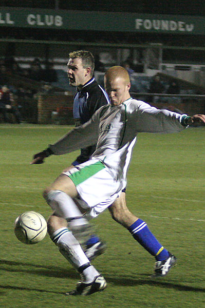 Scott Tipper blasts home Chi's 3rd goal
