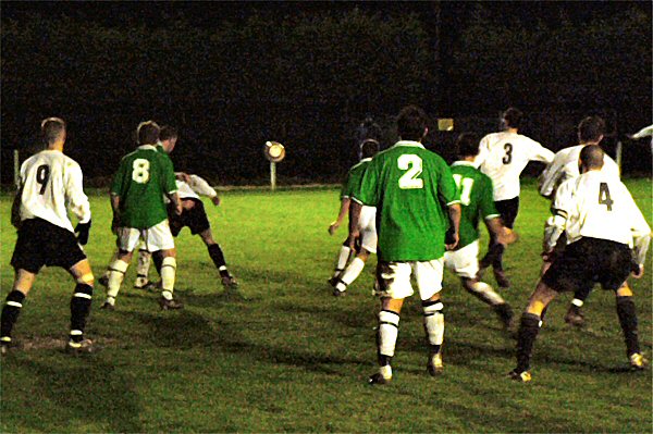 The ball runs free in a group which includes Lee Farrell (9), Jordan Willis (8), Danny Towers (2), Darren Akmenkalns (11), Josh Sutcliffe (3) and Jim Smith (4)
