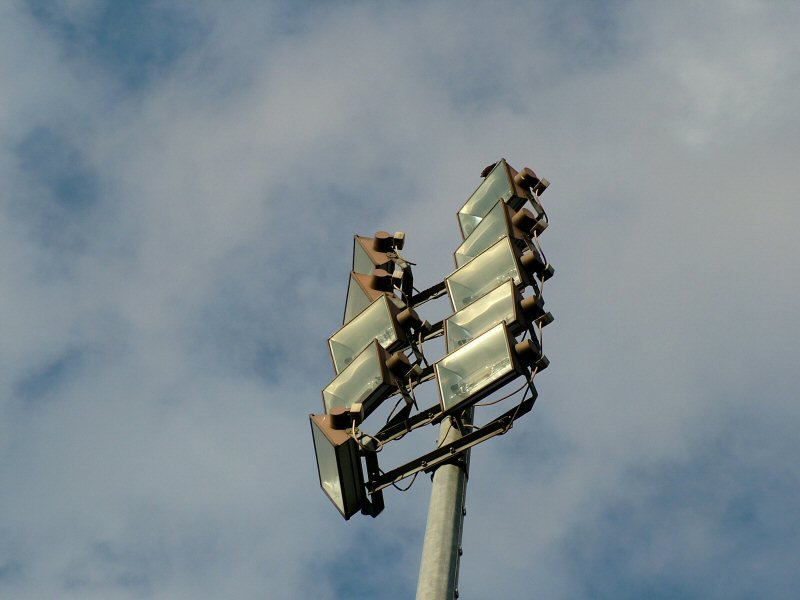 Floodlights (2)
